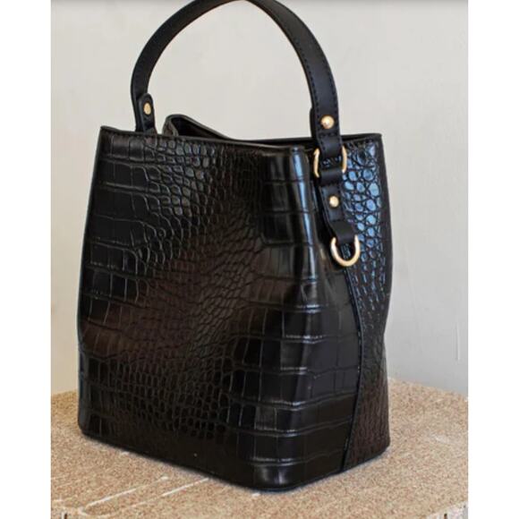 NWT AOTA $188 ELENA Croc Top Handle Bucket Crossbody Bag, Women's Black Purse - Picture 2 of 8